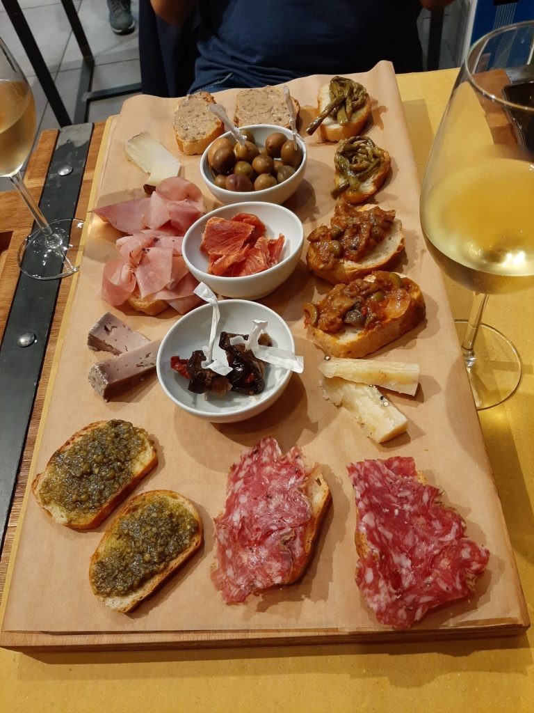 イタリア エノテカアペリティーボ